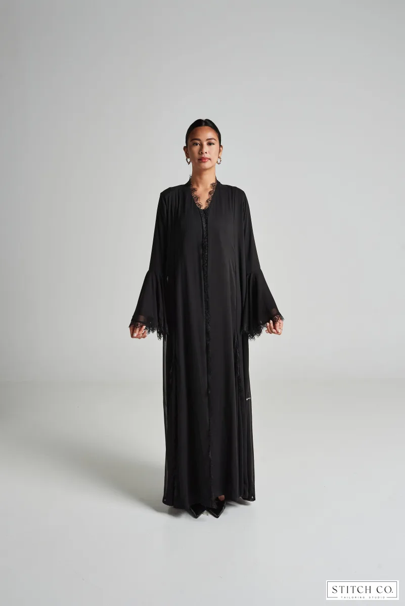 THE LACE SERINA